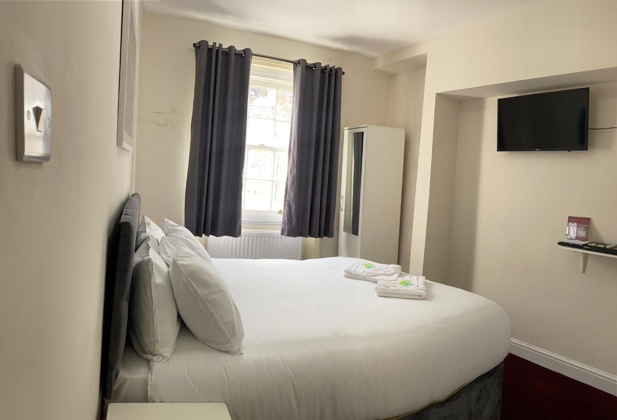 Oban Victoria 3* London